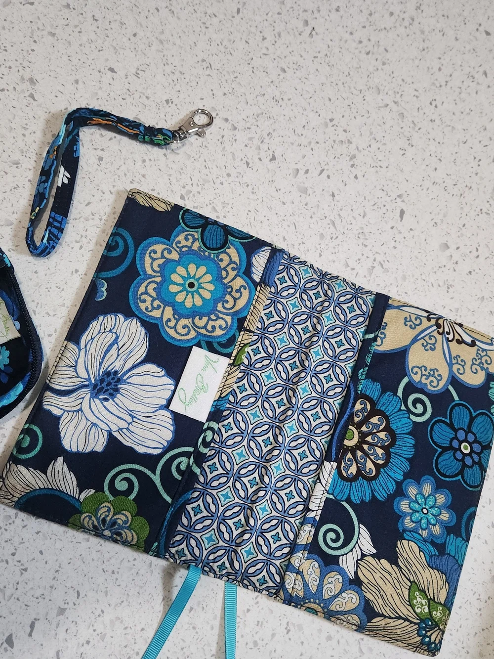 Vera Bradley Quilted Floral Navy Blue Passport Cover with Matching Coin Pouch